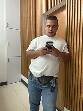 Patricio 02 online show from 07/23/26, 03:21