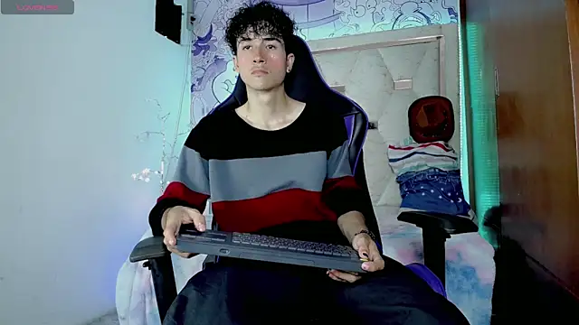 Johnny cage  online show from 04/21/26, 04:19