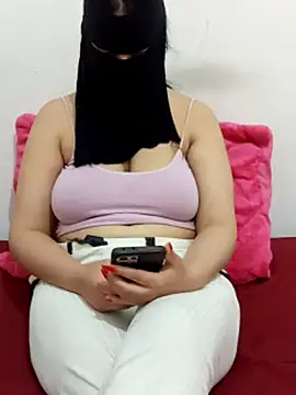 Youmy love26 online show from 04/20/26, 10:33