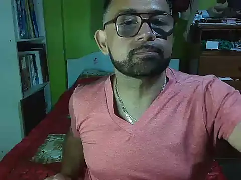 Snapshot of CarlossexVen chatting on 05/09/26, 12:27 CarlossexVen online show from 05/09/26, 12:27