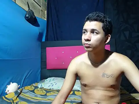  Alicee axel online show from 04/21/26, 10:01