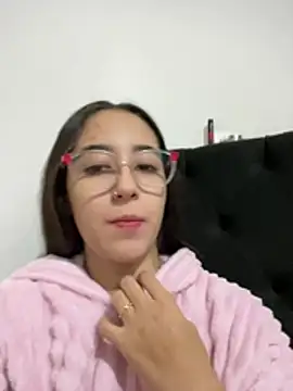 Snapshot of Abby_Coper1 chatting on 07/24/26, 04:10 Abby Coper1 online show from 07/24/26, 04:10