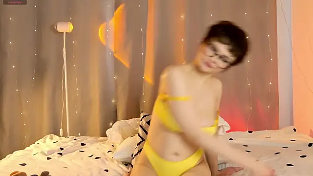 JunneWerss online show from 04/24/26, 02:30