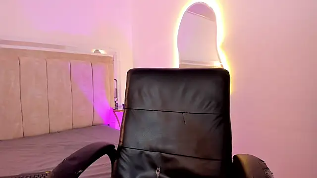 DaniaMiller  online show from 04/23/26, 01:07