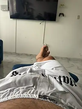 fabianvergon94 online show from 04/19/26, 06:21