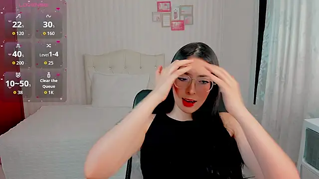 hottie emma james online show from 04/20/26, 12:02