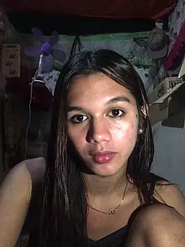 Snapshot of marie_castro chatting on 06/16/26, 06:32 marie castro online show from 06/16/26, 06:32