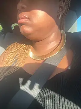 caramelick online show from 04/23/26, 12:51