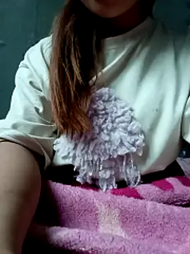 Ngocnga2 online show from 04/25/26, 08:39