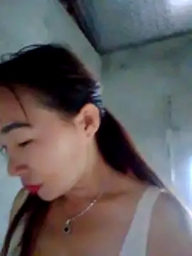 Snapshot of Tieuthu2 chatting on 07/11/26, 12:24 Tieuthu2 online show from 07/11/26, 12:24