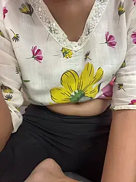 missnaina1 online show from 06/27/26, 06:57
