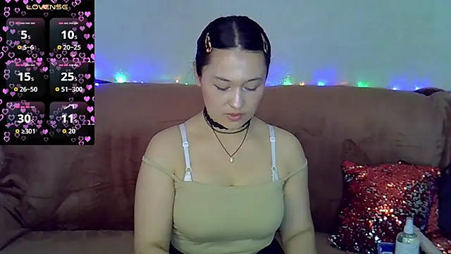 Margaret Sweet  online show from 04/28/26, 02:27