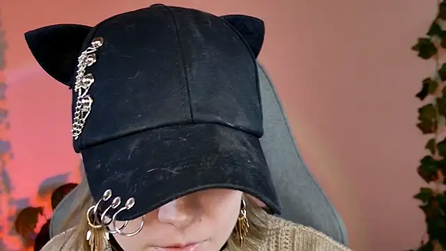 Kumiho 7777 online show from 04/22/26, 08:39