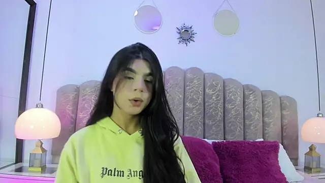 Snapshot of Channel_sofia chatting on 07/03/26, 09:43 Channel sofia online show from 07/03/26, 09:43