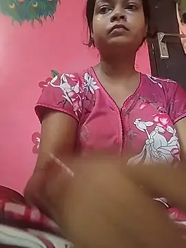 Simupaul001 online show from 06/06/26, 11:53