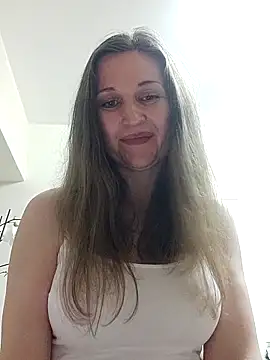 irresistibelle online show from 04/21/26, 11:40