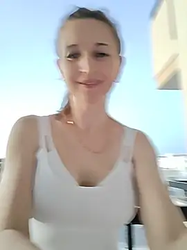 irresistibelle online show from 06/18/26, 05:17