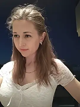 irresistibelle online show from 06/30/26, 05:47