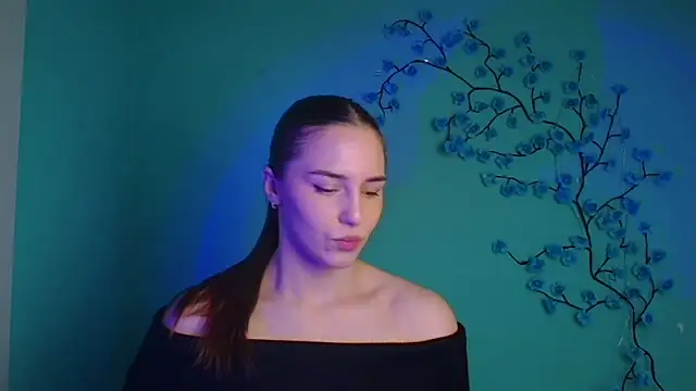 Kyara ra online show from 04/23/26, 05:19