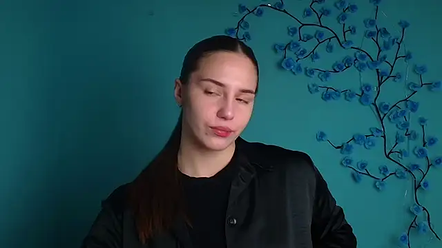 Snapshot of Kyara_ra chatting on 04/28/26, 05:12 Kyara ra online show from 04/28/26, 05:12