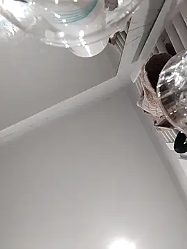 weroslodix online show from 04/18/26, 09:37