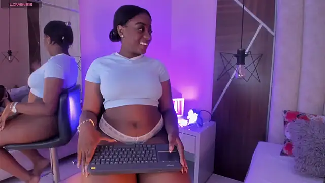 HANNAA ROUSE  online show from 04/23/26, 07:49