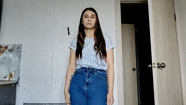 NoelleHosoi online show from 04/21/26, 07:14