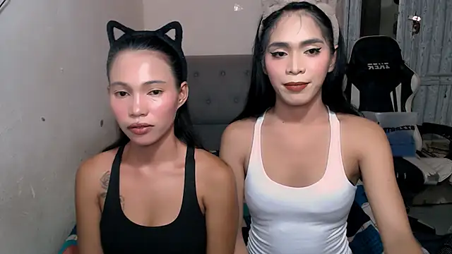 Dinosaur Cock online show from 04/18/26, 06:34