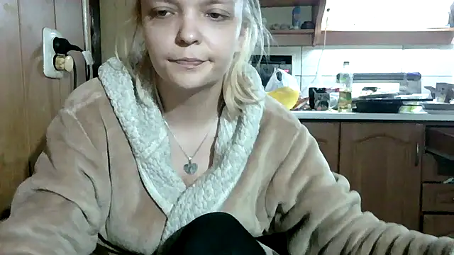 kisssyla online show from 04/25/26, 12:30