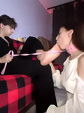 HoneyraFeet online show from 04/21/26, 09:50