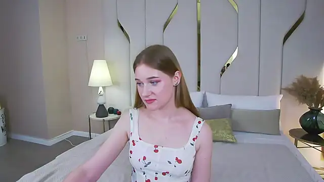 EmmiliRosse online show from 05/20/26, 10:27