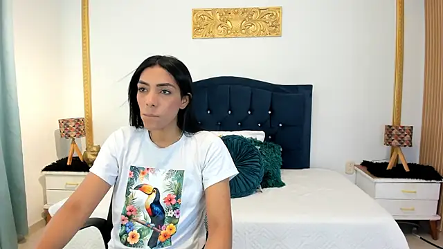 Snapshot of AmberKayleigh chatting on 07/08/26, 02:21 AmberKayleigh online show from 07/08/26, 02:21