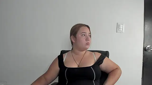 lolabunnysc online show from 05/26/26, 12:01