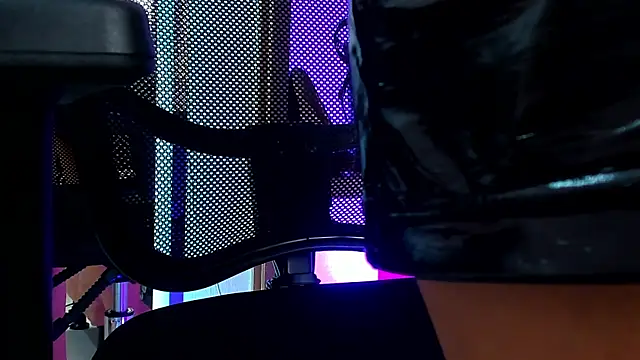 isabella hv online show from 06/08/26, 06:52