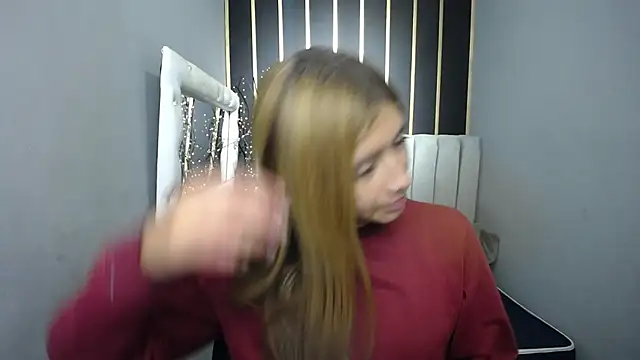 Snapshot of nancy_blonde chatting on 05/02/26, 01:27 nancy blonde online show from 05/02/26, 01:27