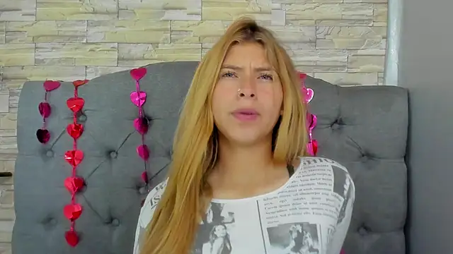 Snapshot of nancy_blonde chatting on 05/07/26, 03:45 nancy blonde online show from 05/07/26, 03:45