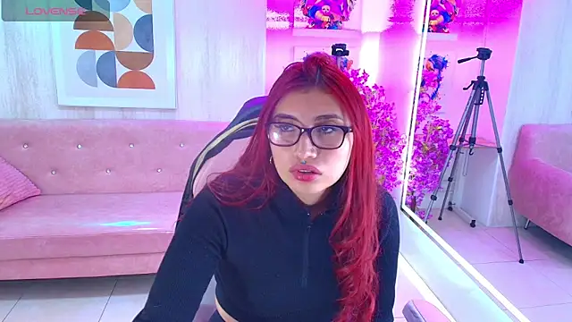 Snapshot of Sofi_monroeee chatting on 05/29/26, 07:23 Sofi monroeee online show from 05/29/26, 07:23