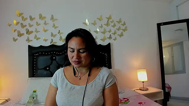 victoriacg online show from 04/22/26, 08:43