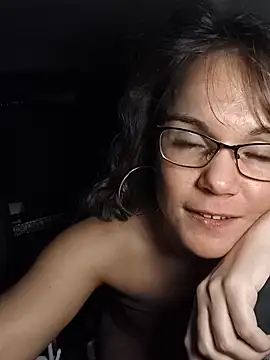 Snapshot of BaileyMFox chatting on 05/19/26, 01:56 BaileyMFox online show from 05/19/26, 01:56