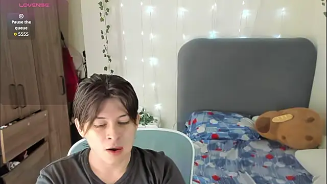 Felixzyn online show from 04/22/26, 07:04