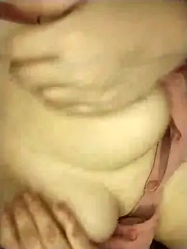 Cute-devya online show from 04/22/26, 12:02