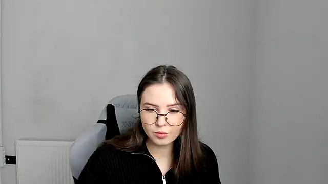 Regina cute  online show from 04/23/26, 06:58