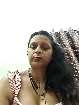Snapshot of Beborani chatting on 05/10/26, 08:52 Beborani online show from 05/10/26, 08:52