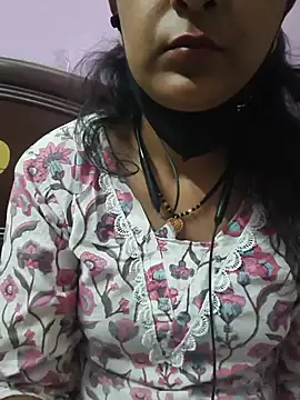 Snapshot of Beborani chatting on 05/21/26, 05:47 Beborani online show from 05/21/26, 05:47