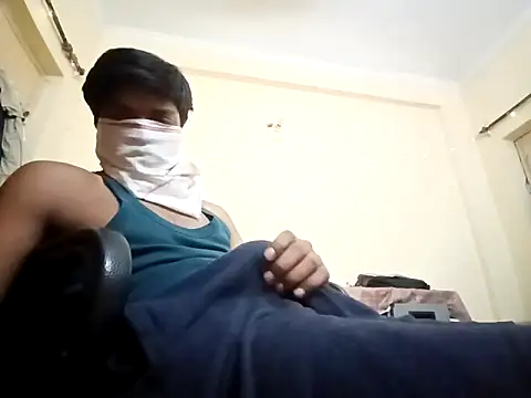 Snapshot of gajodhar20 chatting on 05/10/26, 12:21 gajodhar20 online show from 05/10/26, 12:21