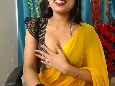 Snapshot of Naughtyy_Ranii01 chatting on 05/14/26, 07:42 Naughtyy Ranii01 online show from 05/14/26, 07:42