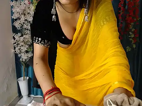 Snapshot of Naughtyy_Ranii01 chatting on 07/13/26, 08:11 Naughtyy Ranii01 online show from 07/13/26, 08:11
