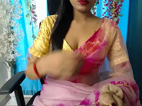 Snapshot of Naughtyy_Ranii01 chatting on 07/16/26, 01:22 Naughtyy Ranii01 online show from 07/16/26, 01:22