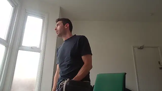 frenchbdmaninlondon online show from 06/04/26, 11:16
