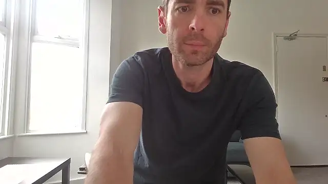 frenchbdmaninlondon online show from 06/05/26, 11:05